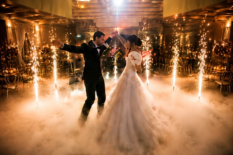 Jets de scène froids pour un mariage ou une soirée